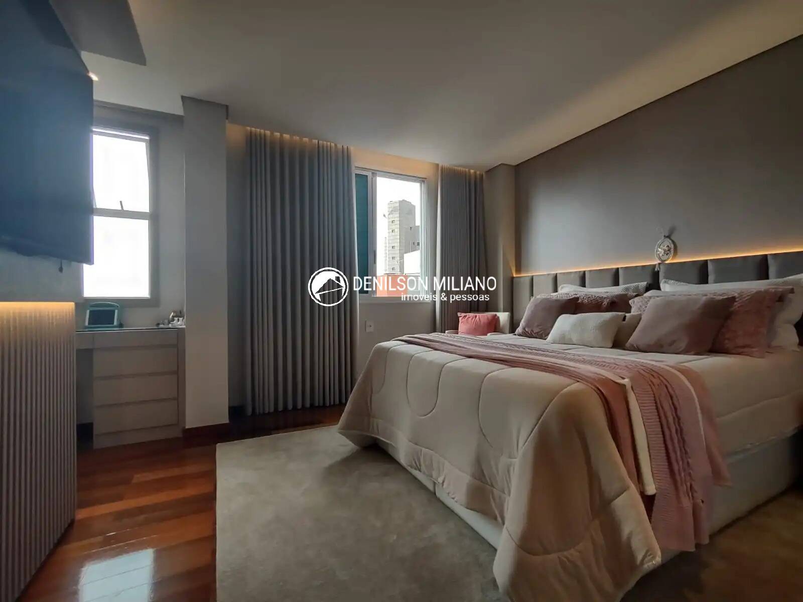 Apartamento à venda com 4 quartos, 198m² - Foto 24