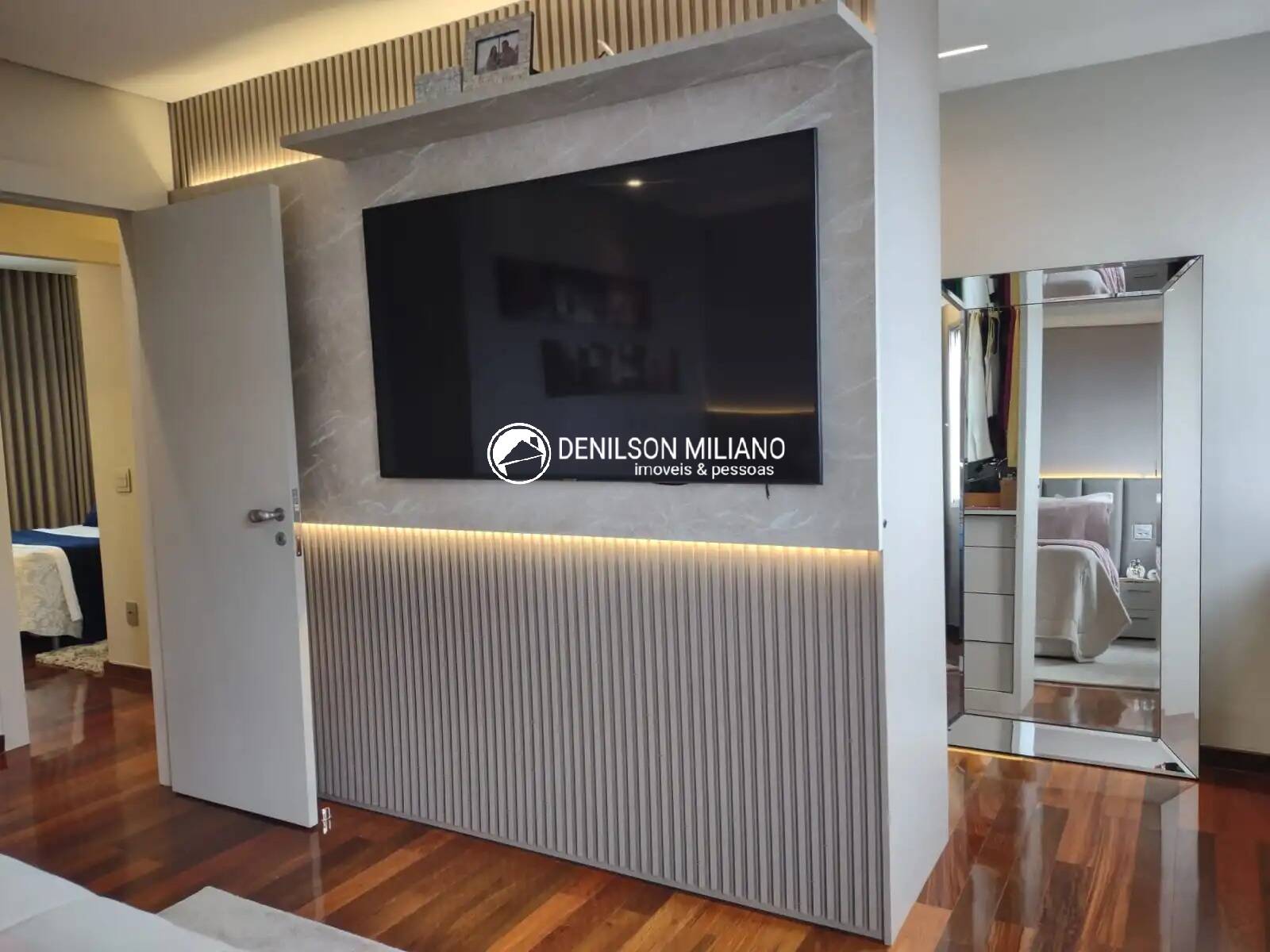 Apartamento à venda com 4 quartos, 198m² - Foto 25