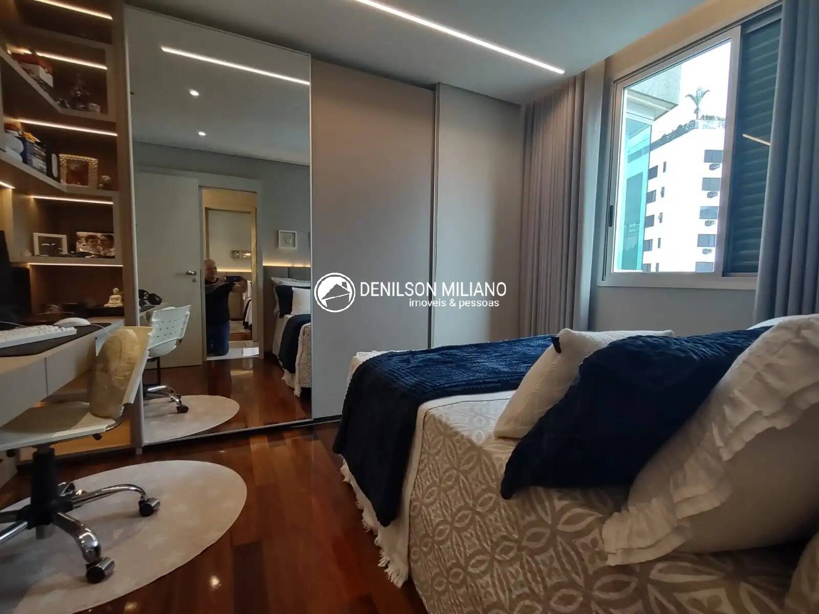 Apartamento à venda com 4 quartos, 198m² - Foto 28
