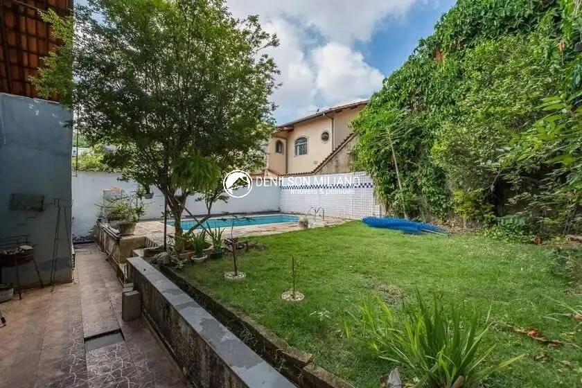 Casa à venda com 4 quartos, 336m² - Foto 14