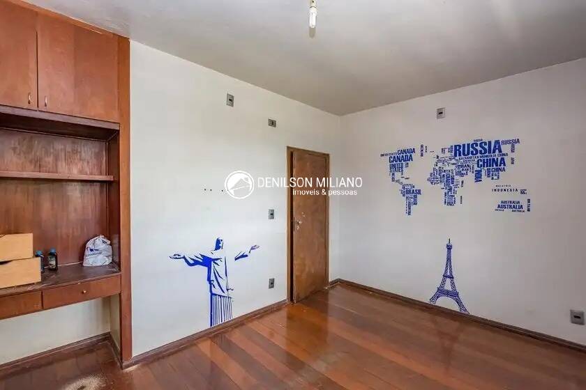 Casa à venda com 4 quartos, 336m² - Foto 19
