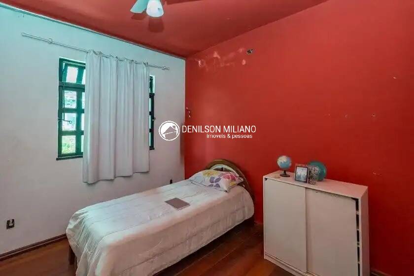 Casa à venda com 4 quartos, 336m² - Foto 25