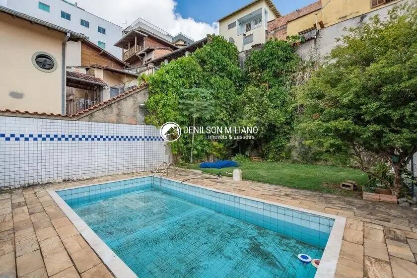 Casa à venda com 4 quartos, 336m² - Foto 26