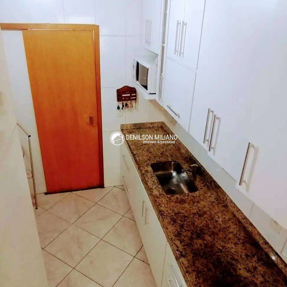 Casa à venda com 3 quartos, 120m² - Foto 10