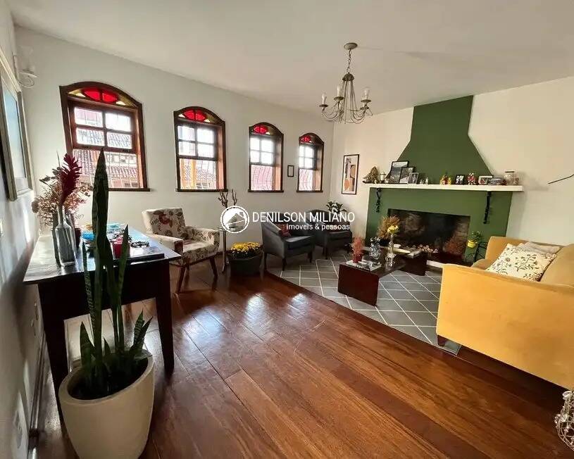 Casa, 7 quartos, 270 m² - Foto 1