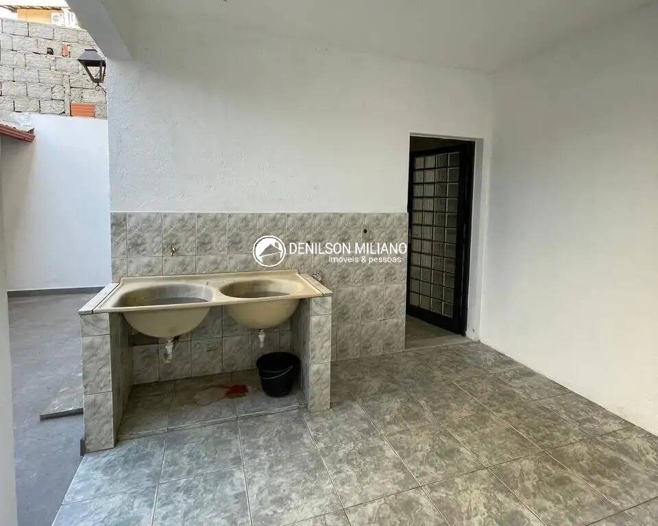 Casa, 3 quartos, 145 m² - Foto 2