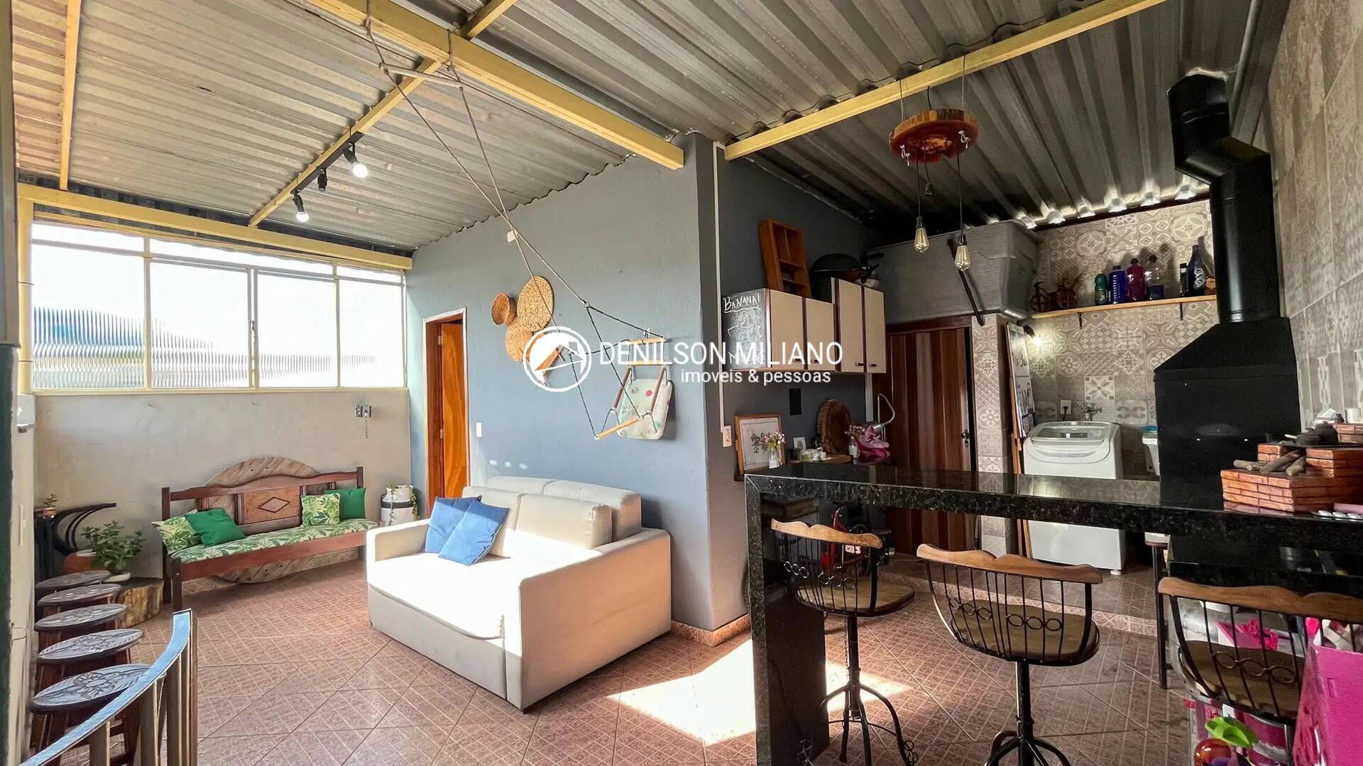 Casa à venda com 3 quartos, 65m² - Foto 5