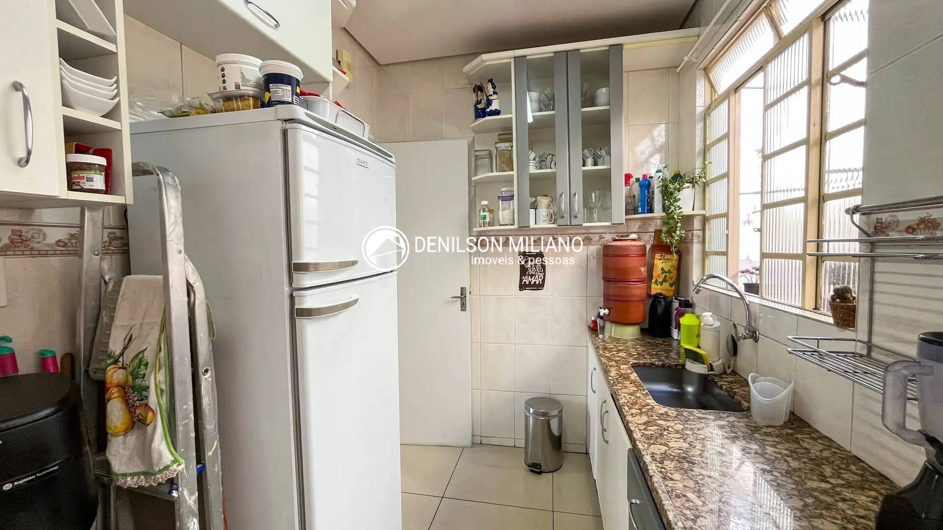 Casa à venda com 3 quartos, 65m² - Foto 14