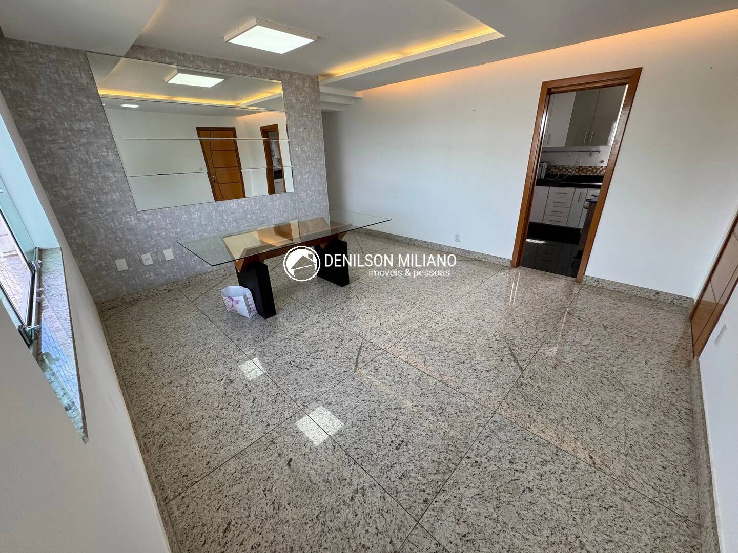 Apartamento, 3 quartos, 77 m² - Foto 1