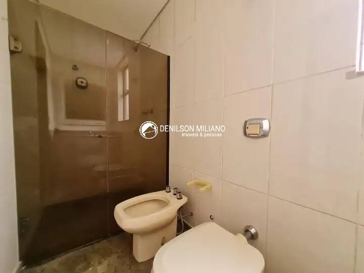 Cobertura, 3 quartos, 220 m² - Foto 2