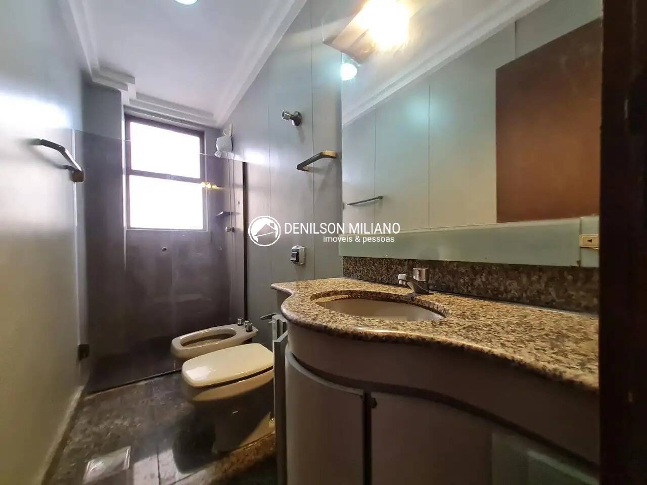 Cobertura, 3 quartos, 220 m² - Foto 4