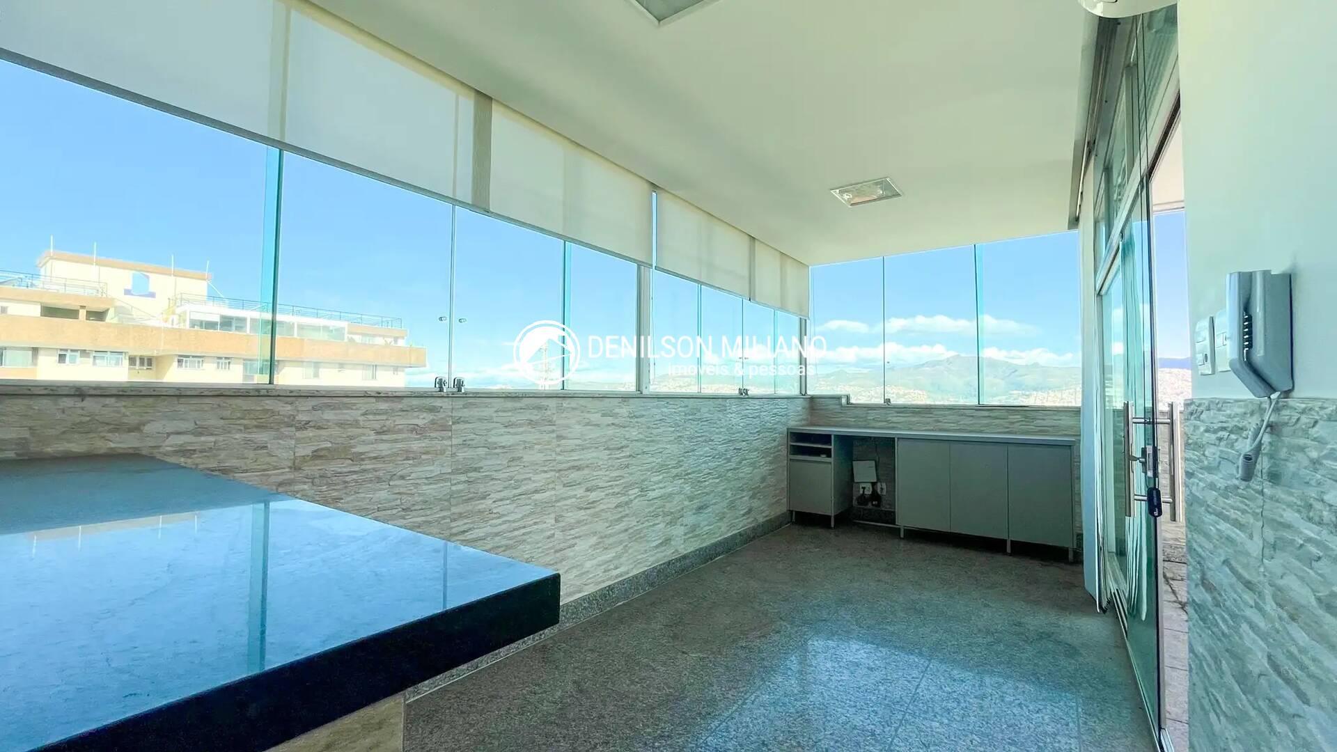 Cobertura, 4 quartos, 267 m² - Foto 2