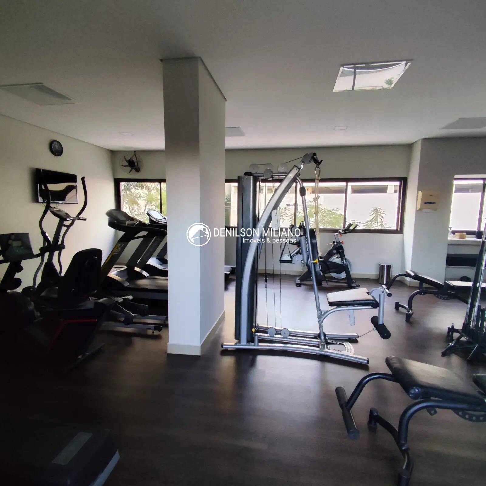 Apartamento à venda com 4 quartos, 135m² - Foto 9