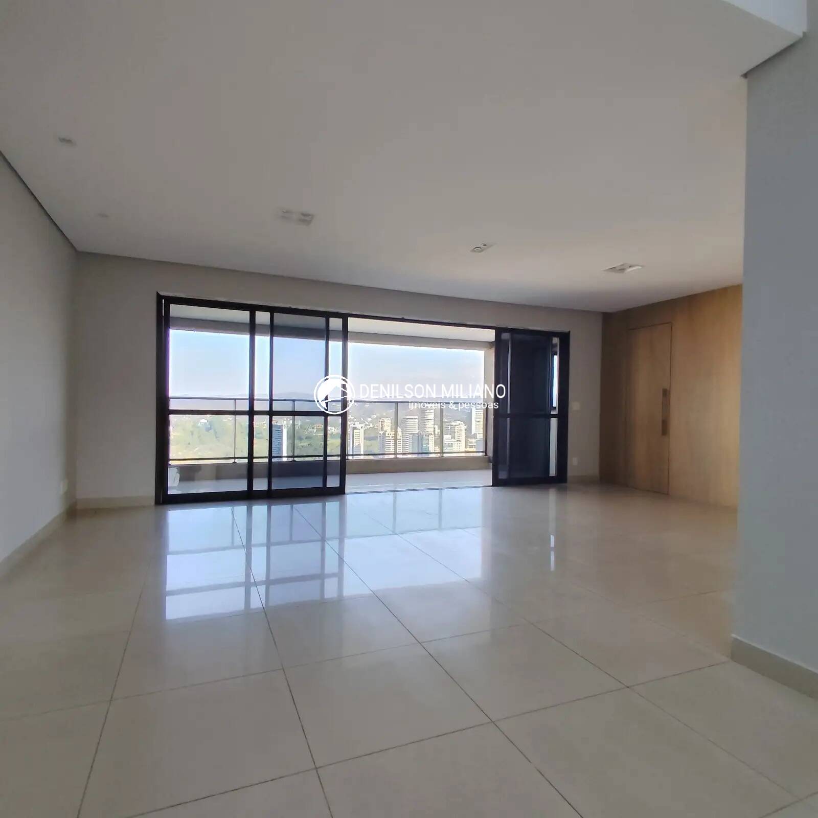 Apartamento à venda com 4 quartos, 135m² - Foto 30
