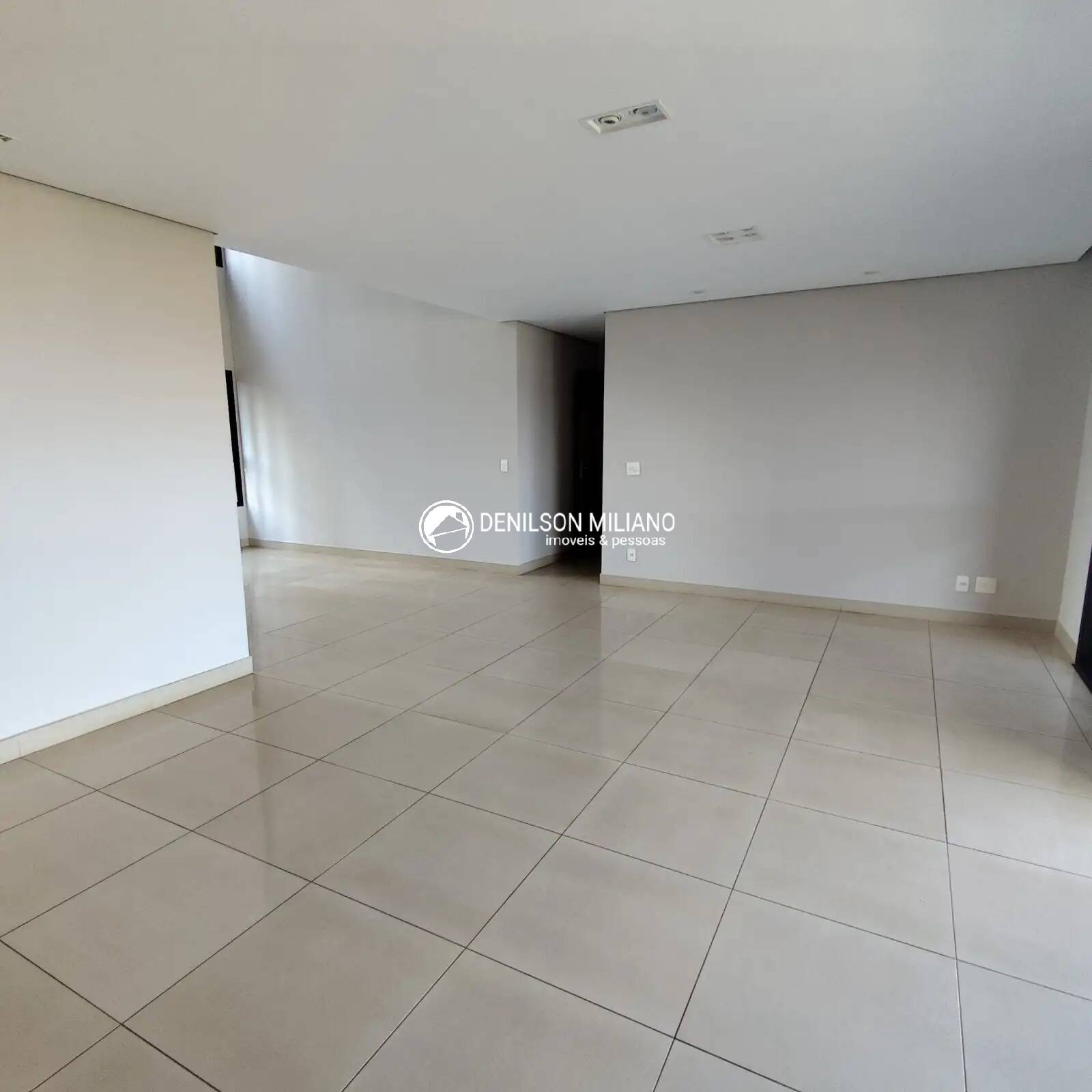 Apartamento à venda com 4 quartos, 135m² - Foto 42