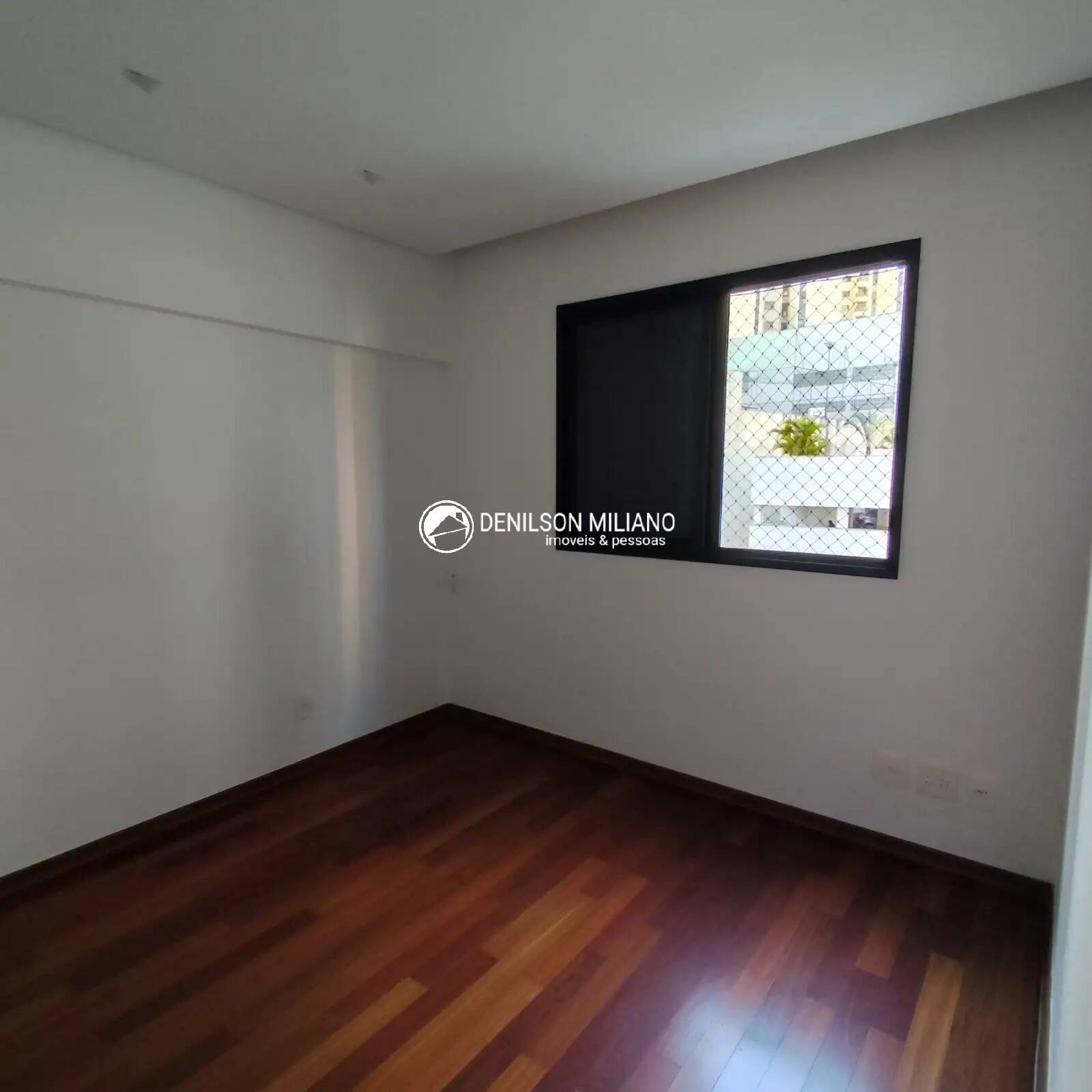 Apartamento à venda com 4 quartos, 135m² - Foto 44