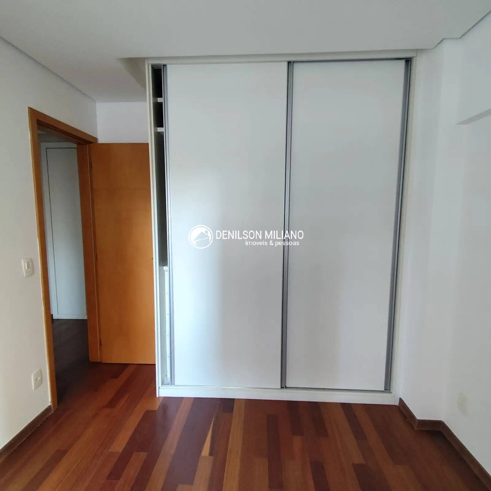 Apartamento à venda com 4 quartos, 135m² - Foto 52