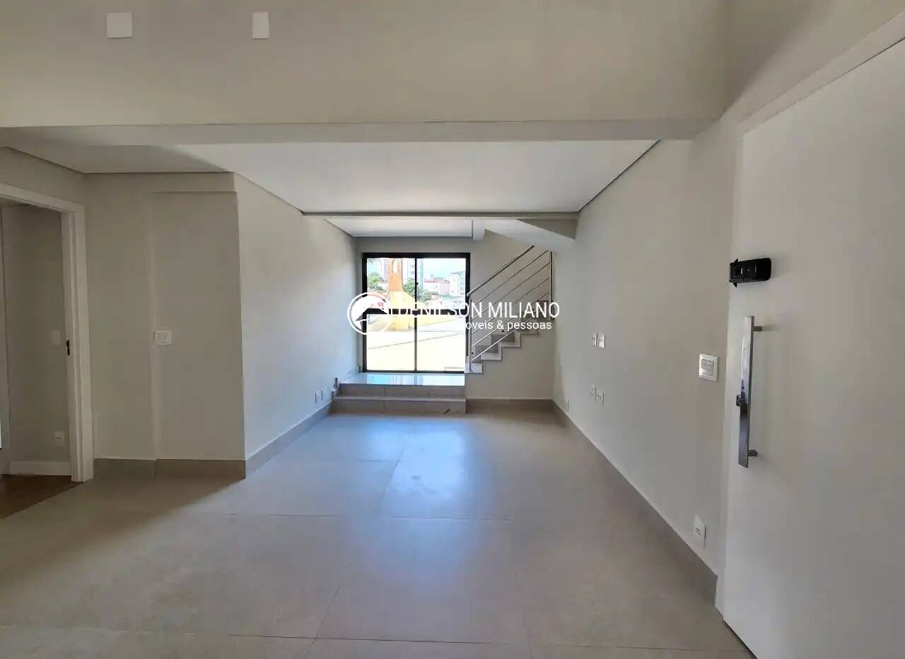 Cobertura, 3 quartos, 165 m² - Foto 2