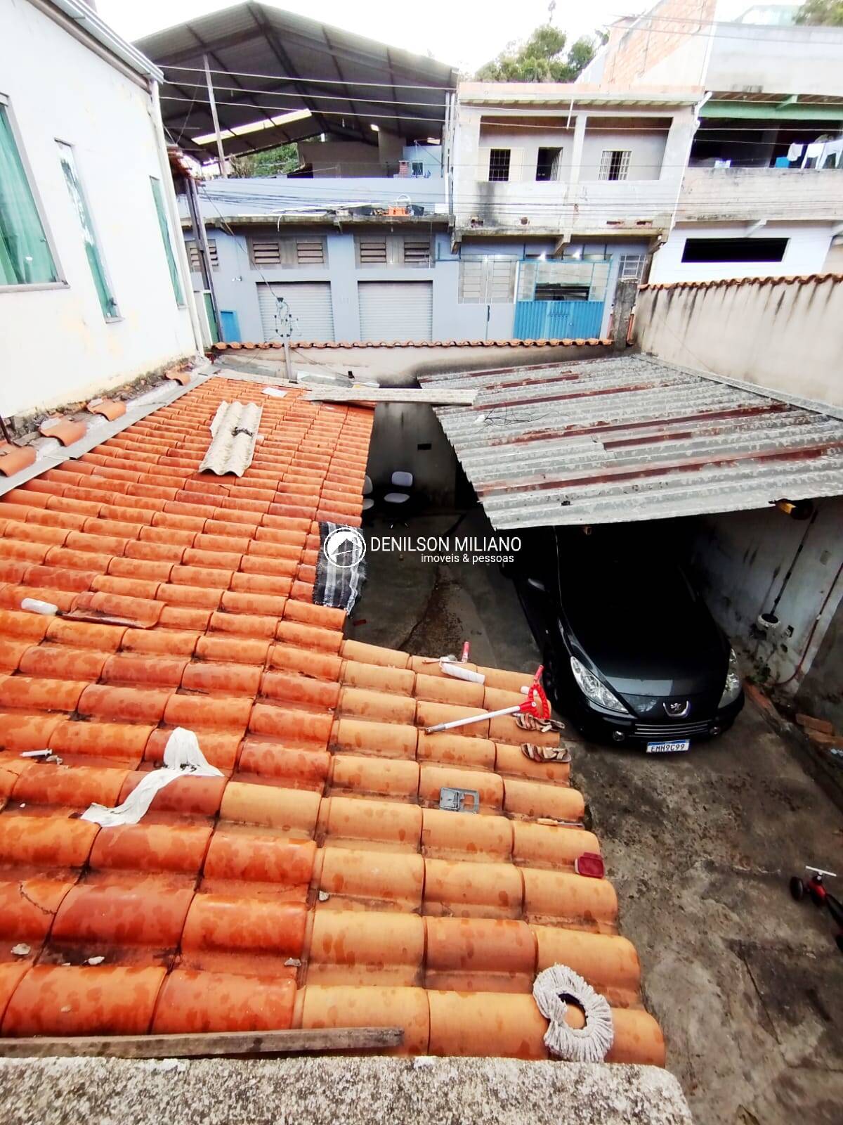 Casa à venda com 5 quartos, 390m² - Foto 2