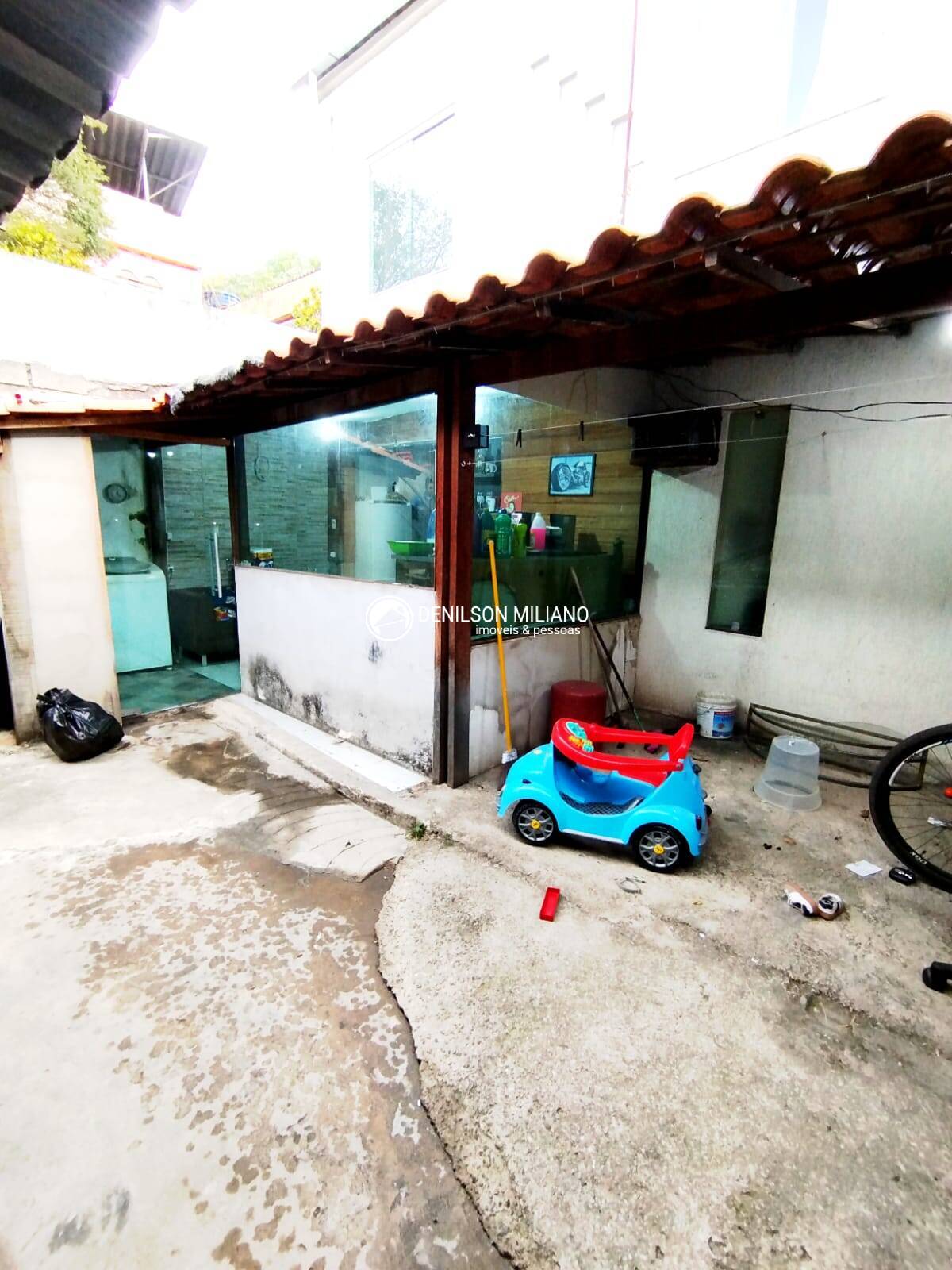 Casa à venda com 5 quartos, 390m² - Foto 4