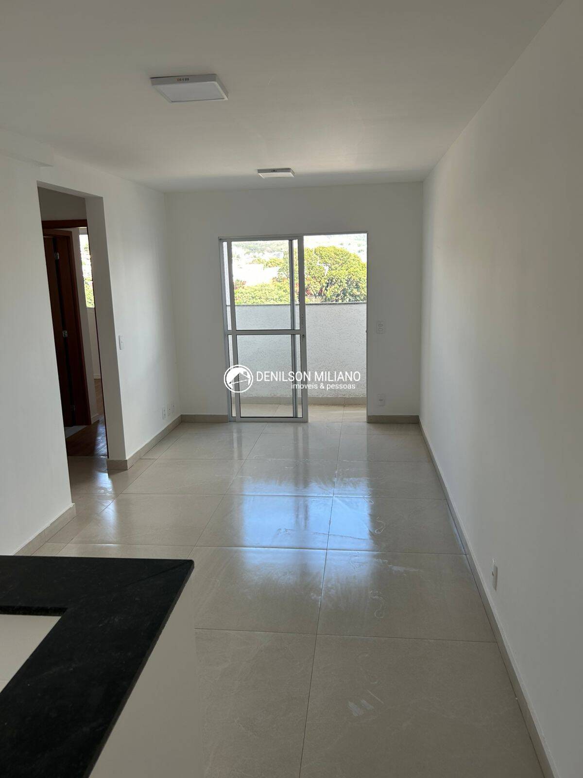 Apartamento, 2 quartos, 70 m² - Foto 2